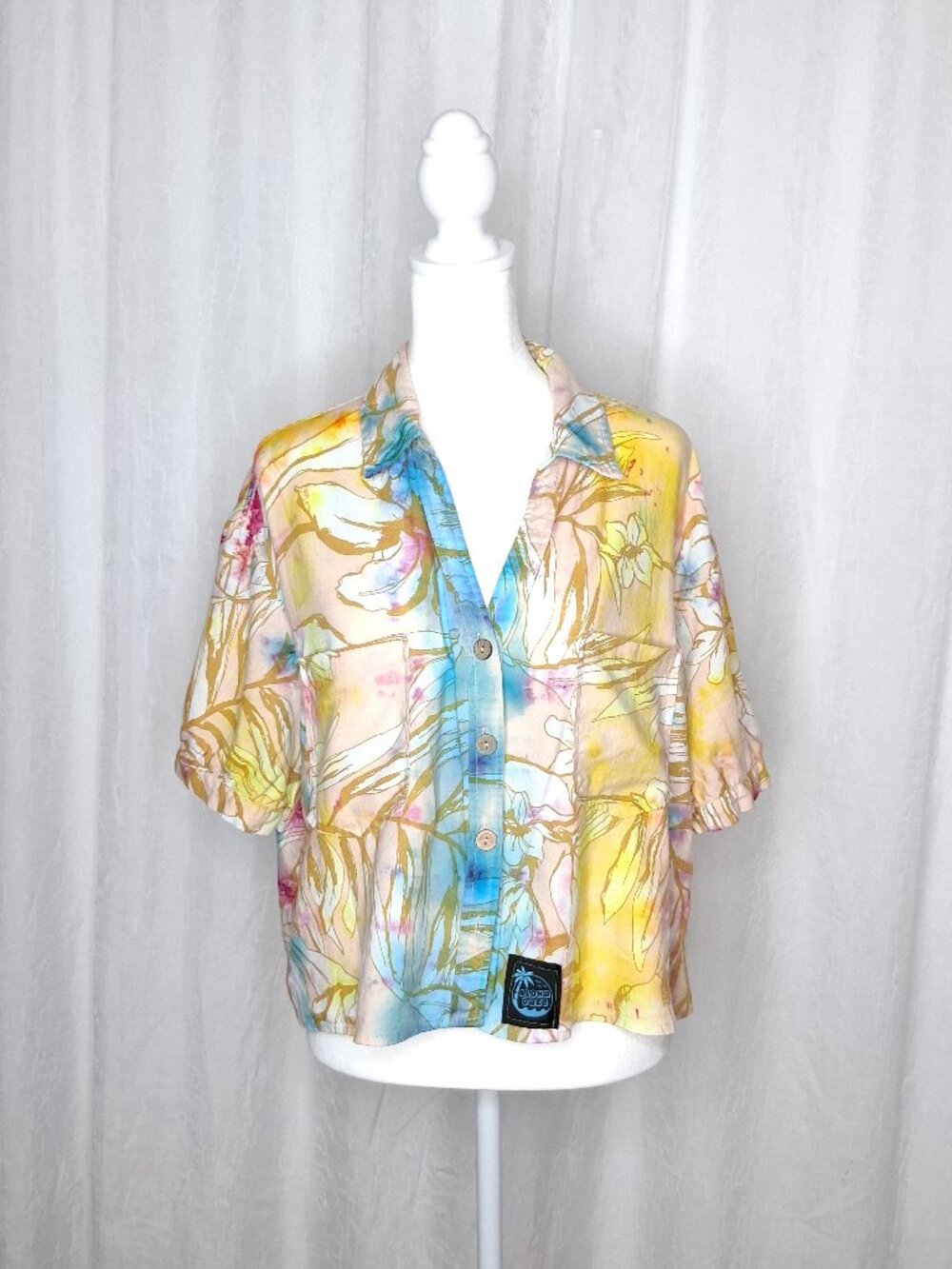 Rachel Zoe Aloha Daze Fun Floral Watercolor Tie Dye Short Sleeve Boxy Top